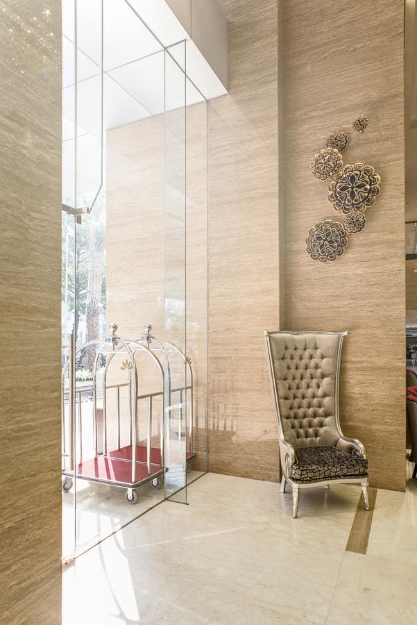 Hotel Grandhika Iskandarsyah Jacarta Exterior foto